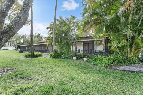 5861 Sunswept Lane Boynton Beach FL 33437
