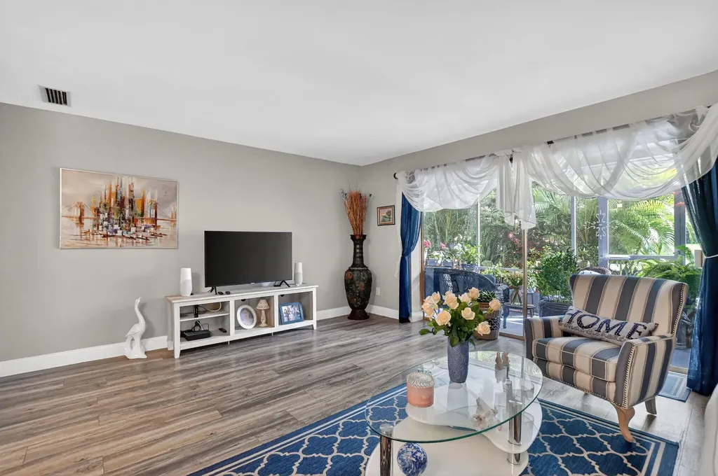 2570 Banyan Road Boca Raton FL 33432