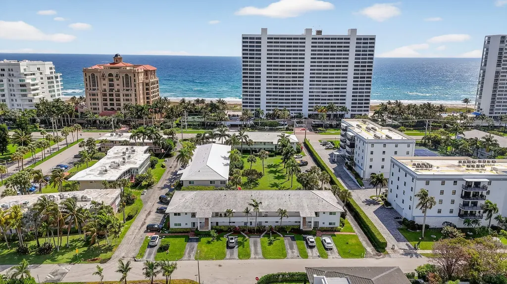 2570 Banyan Road Boca Raton FL 33432