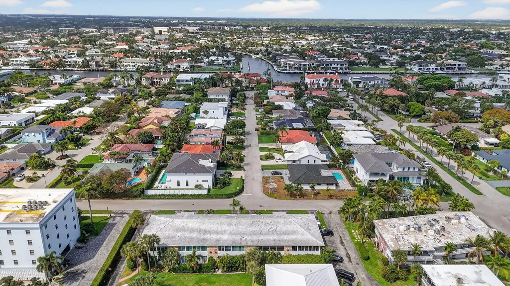 2570 Banyan Road Boca Raton FL 33432