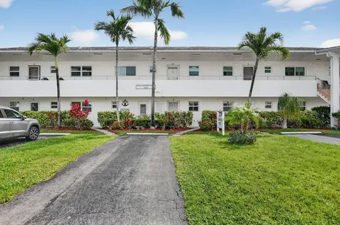 2570 Banyan Road Boca Raton FL 33432