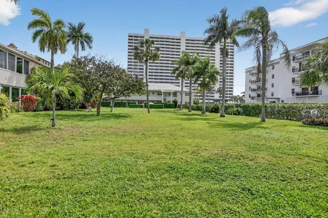2570 Banyan Road Boca Raton FL 33432