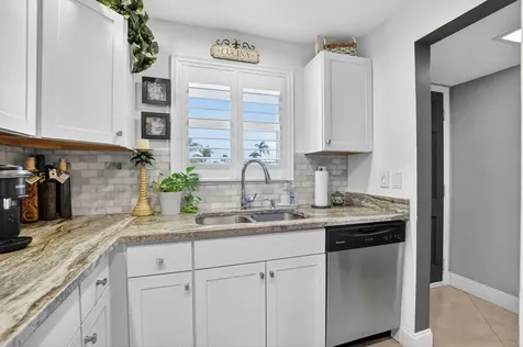 2570 Banyan Road Boca Raton FL 33432