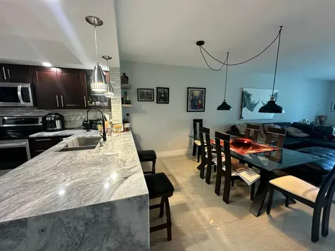3178 Via Poinciana Greenacres FL 33467
