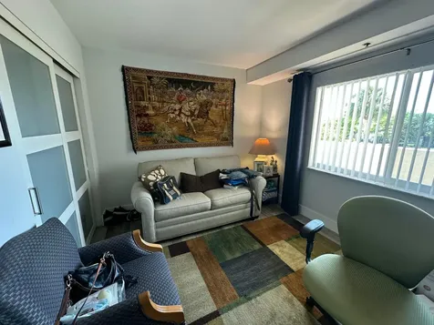 3178 Via Poinciana Greenacres FL 33467