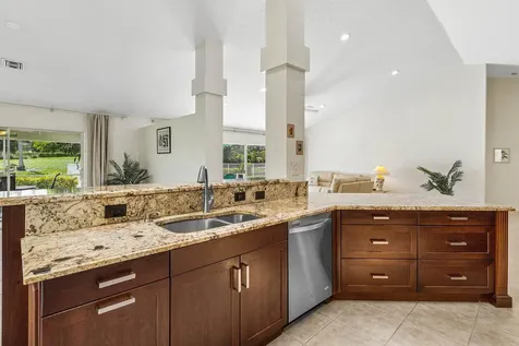 6019 Wedgewood Village Circle Lake Worth FL 33463