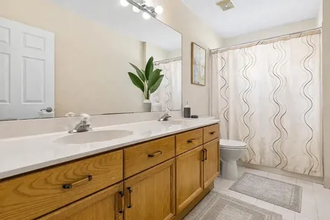 6019 Wedgewood Village Circle Lake Worth FL 33463