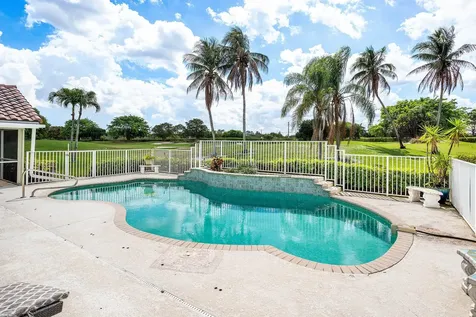 6019 Wedgewood Village Circle Lake Worth FL 33463