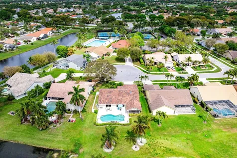 6019 Wedgewood Village Circle Lake Worth FL 33463