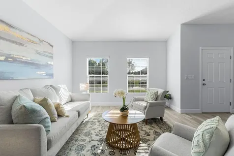 535 Valencia Circle SW Vero Beach FL 32968