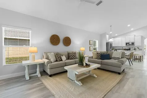 535 Valencia Circle SW Vero Beach FL 32968