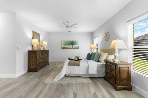 535 Valencia Circle SW Vero Beach FL 32968