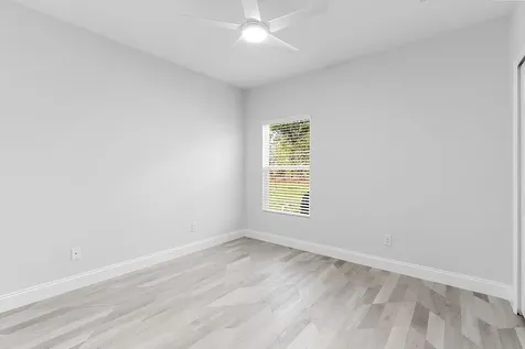 535 Valencia Circle SW Vero Beach FL 32968