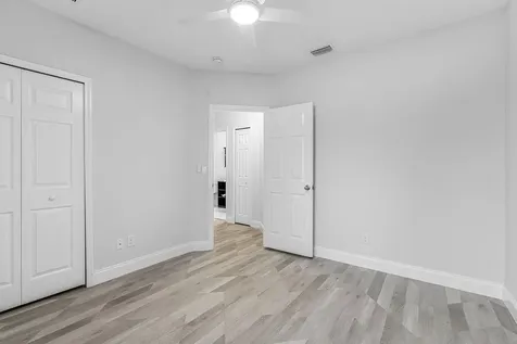 535 Valencia Circle SW Vero Beach FL 32968