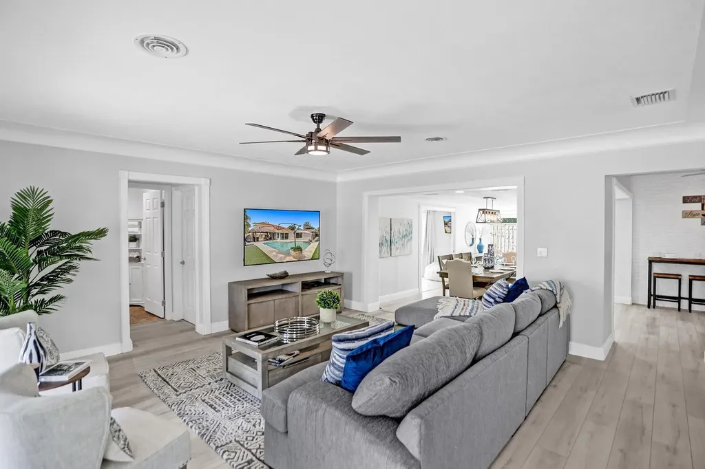 470 SE 4th Court Pompano Beach FL 33060