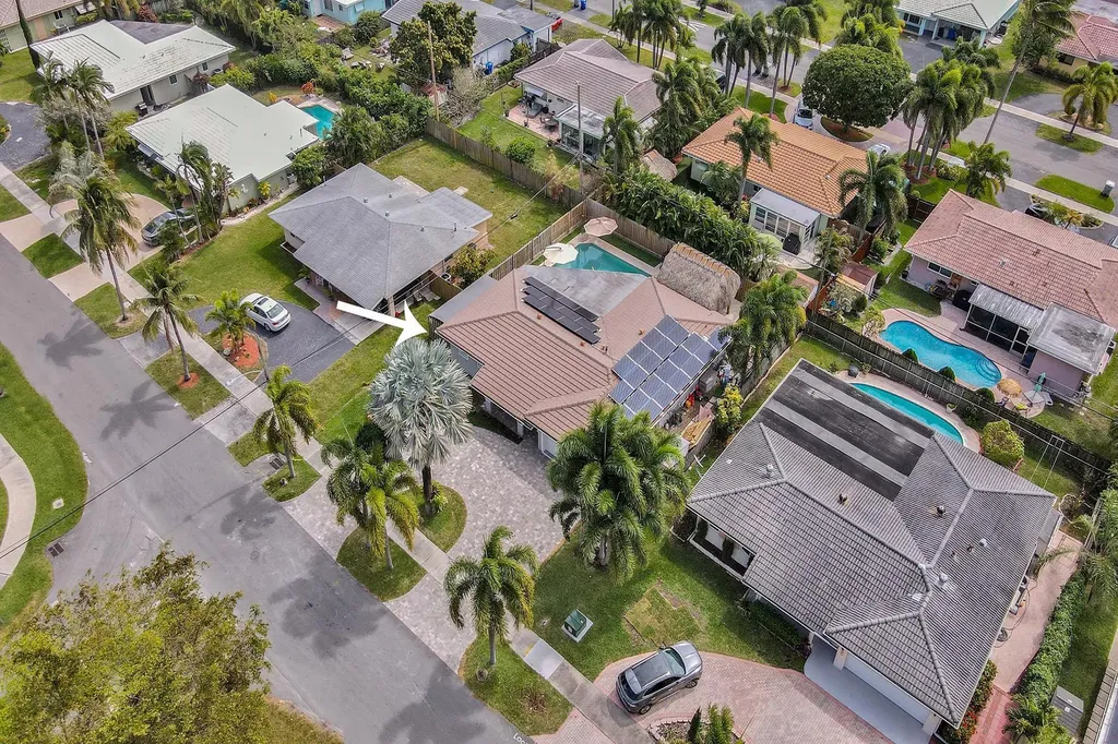 470 SE 4th Court Pompano Beach FL 33060