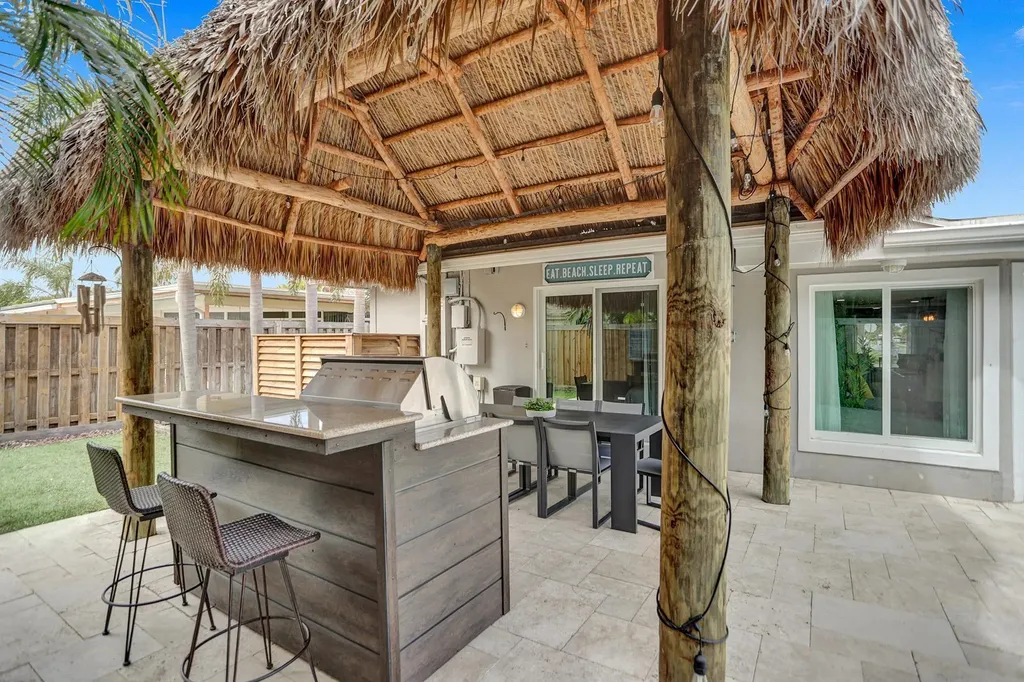 470 SE 4th Court Pompano Beach FL 33060