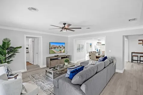 470 SE 4th Court Pompano Beach FL 33060