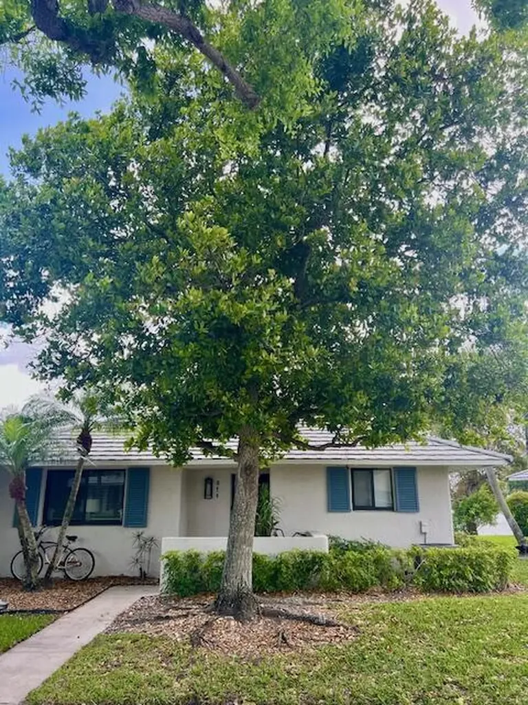 311 Club Drive Palm Beach Gardens FL 33418