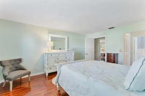 2015 S Seacrest Boulevard Boynton Beach FL 33435