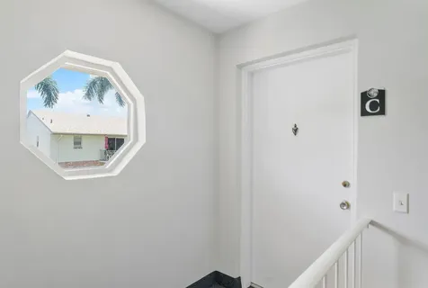 2015 S Seacrest Boulevard Boynton Beach FL 33435