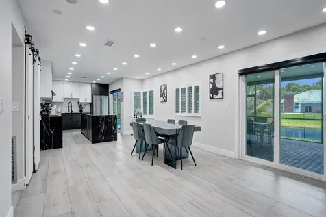 2800 W Aviary Drive Cooper City FL 33026