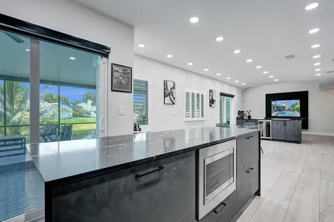 2800 W Aviary Drive Cooper City FL 33026