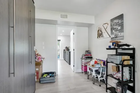 2800 W Aviary Drive Cooper City FL 33026