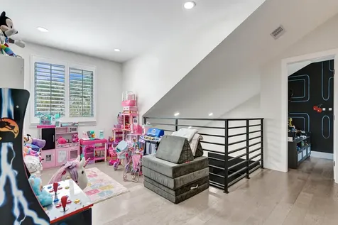 2800 W Aviary Drive Cooper City FL 33026