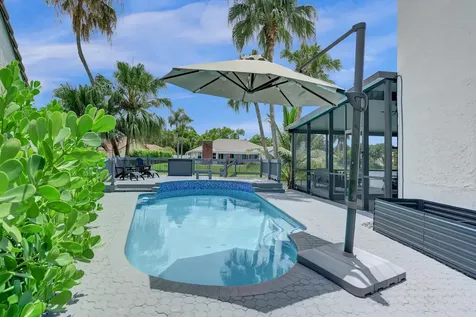 2800 W Aviary Drive Cooper City FL 33026