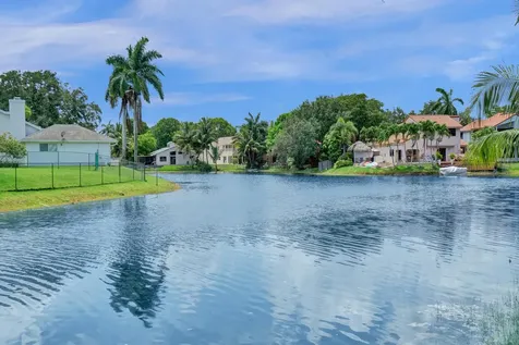 2800 W Aviary Drive Cooper City FL 33026