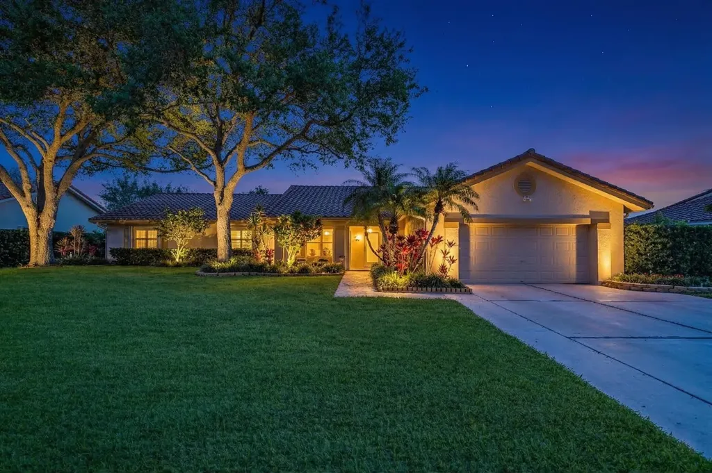 1966 SW 105th Avenue Davie FL 33324