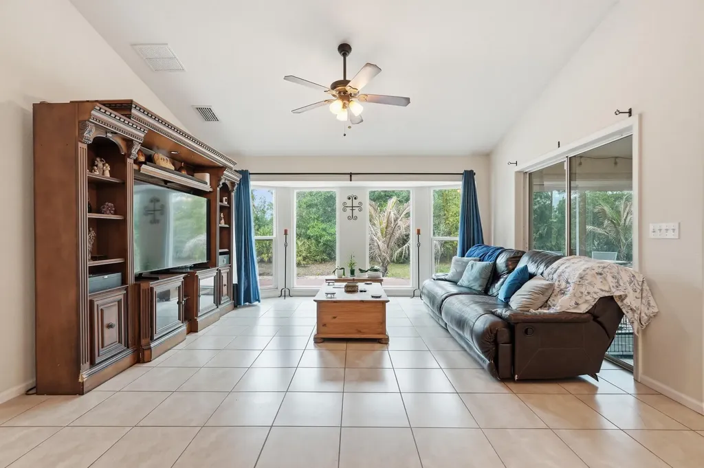 15327 64th Place N The Acreage FL 33470
