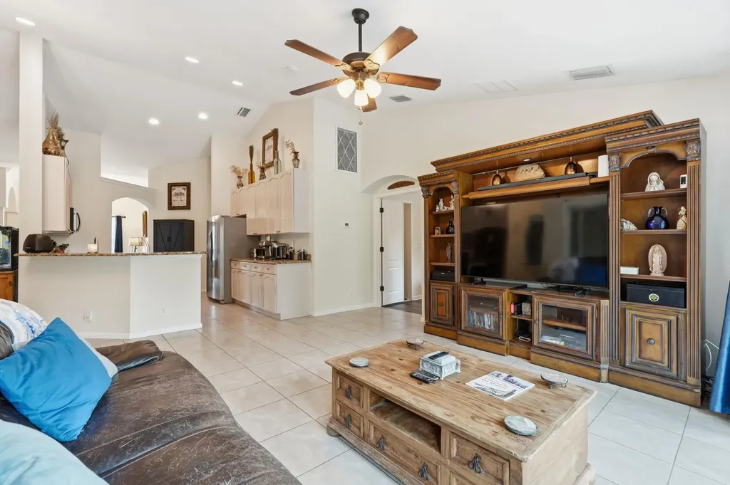 15327 64th Place N The Acreage FL 33470