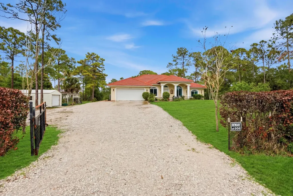 15327 64th Place N The Acreage FL 33470