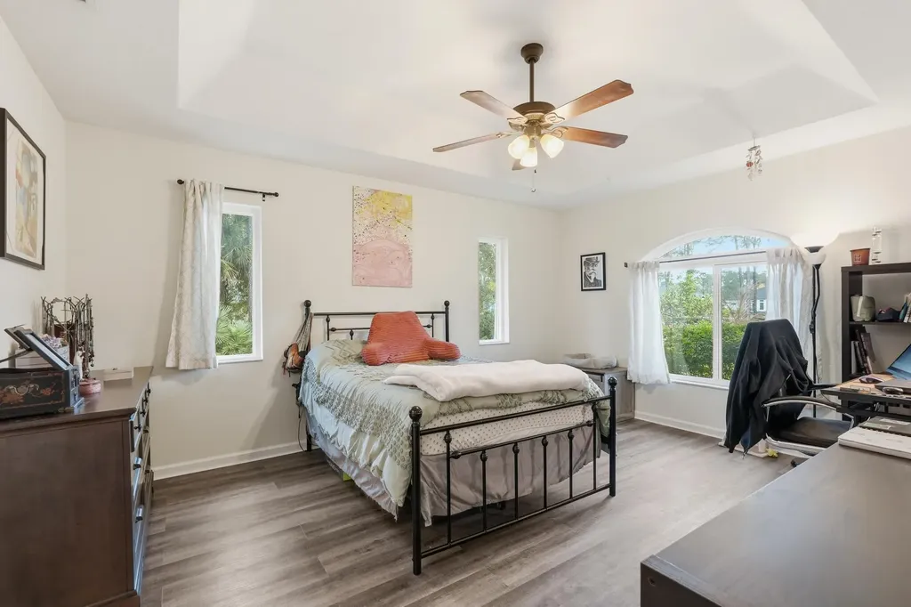 15327 64th Place N The Acreage FL 33470