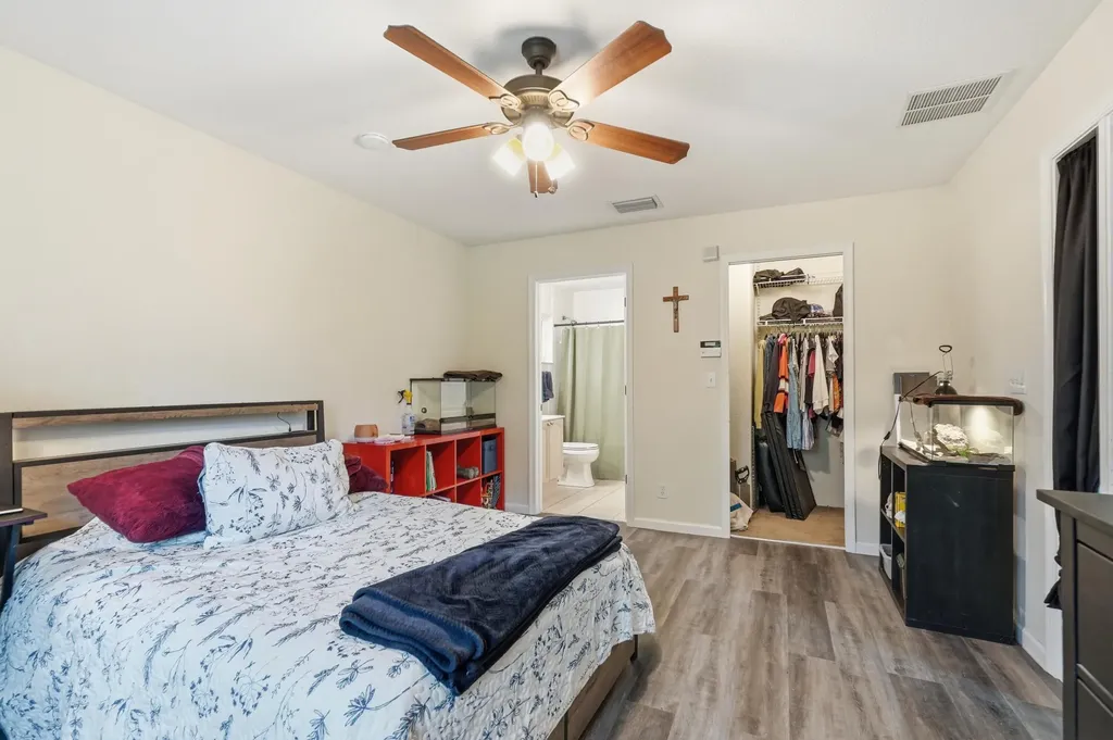 15327 64th Place N The Acreage FL 33470