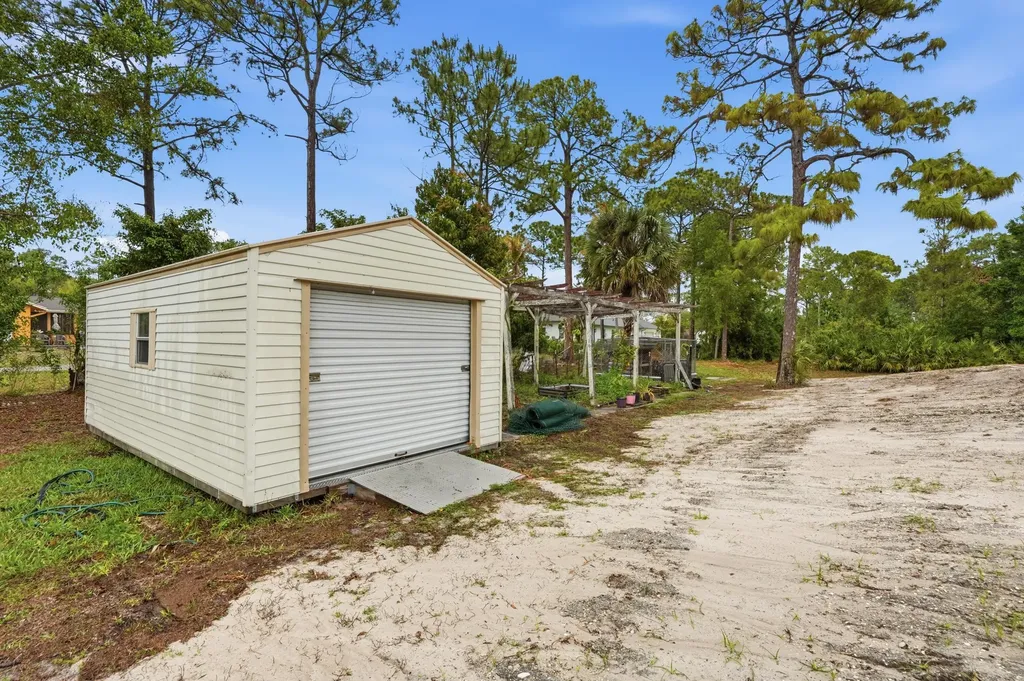 15327 64th Place N The Acreage FL 33470