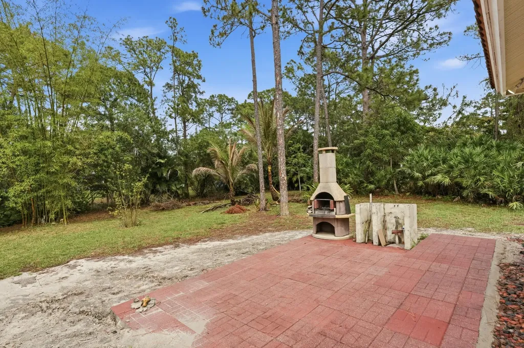 15327 64th Place N The Acreage FL 33470