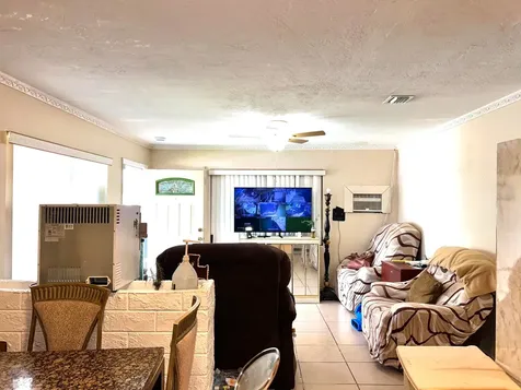 925 W 3rd Street Riviera Beach FL 33404