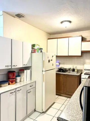 925 W 3rd Street Riviera Beach FL 33404