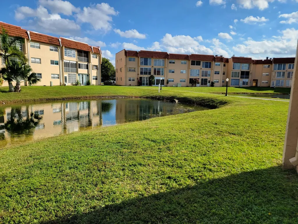8950 Sunrise Lakes Boulevard Sunrise FL 33322