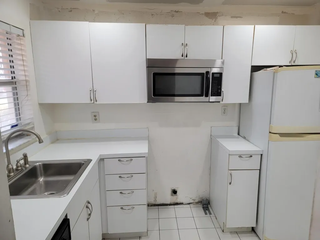 8950 Sunrise Lakes Boulevard Sunrise FL 33322