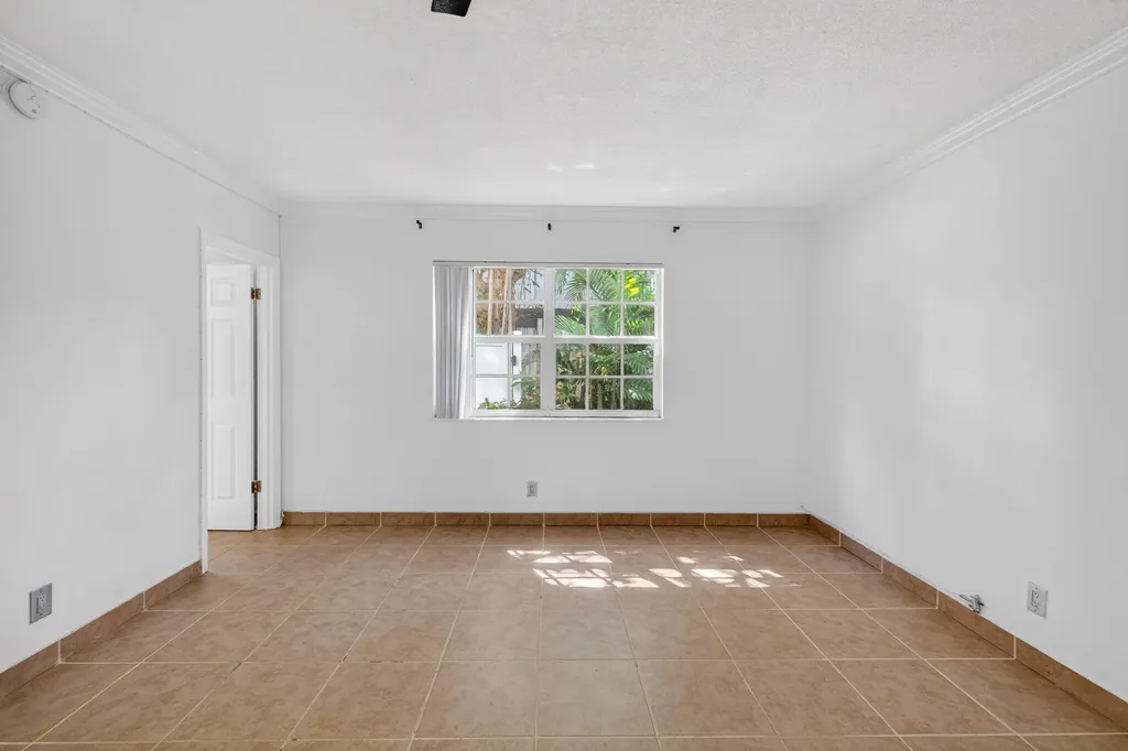 2424 SE 17th Causeway Fort Lauderdale FL 33316
