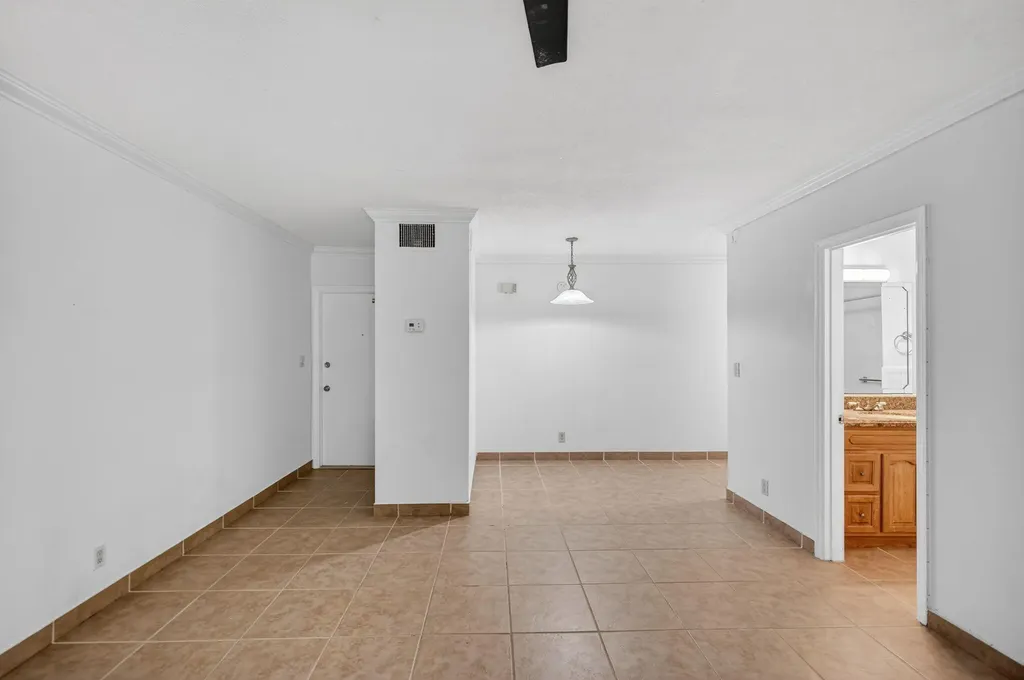 2424 SE 17th Causeway Fort Lauderdale FL 33316