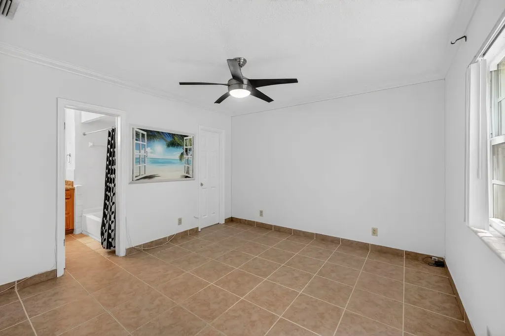 2424 SE 17th Causeway Fort Lauderdale FL 33316