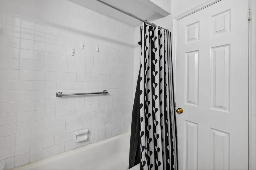 2424 SE 17th Causeway Fort Lauderdale FL 33316