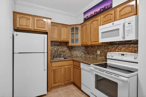 2424 SE 17th Causeway Fort Lauderdale FL 33316