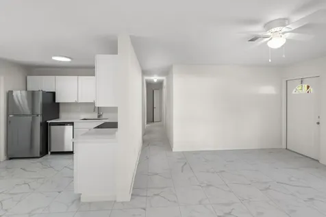 621 N 71st Avenue Hollywood FL 33024