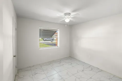 621 N 71st Avenue Hollywood FL 33024